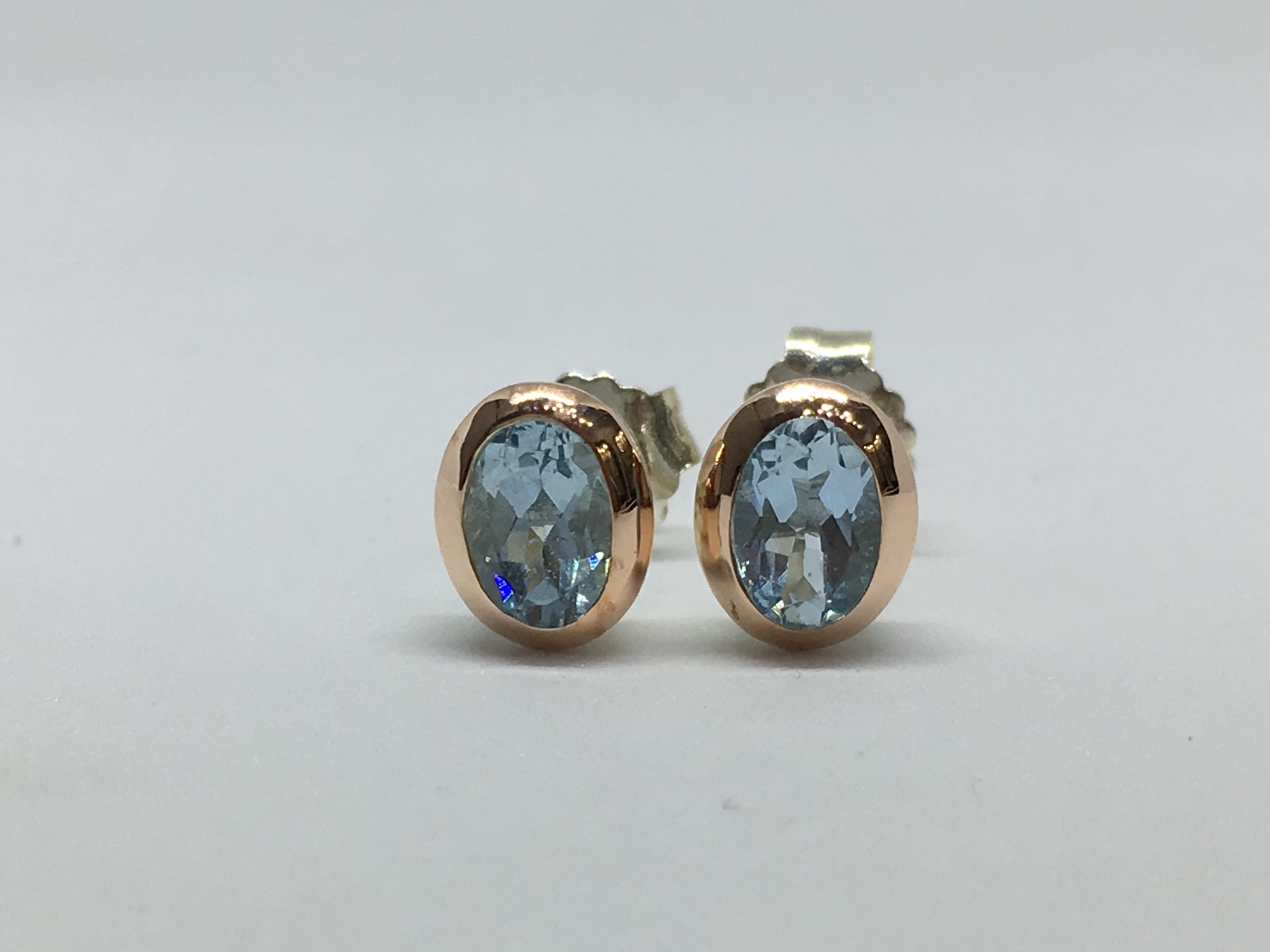 Aqua_Earstuds1