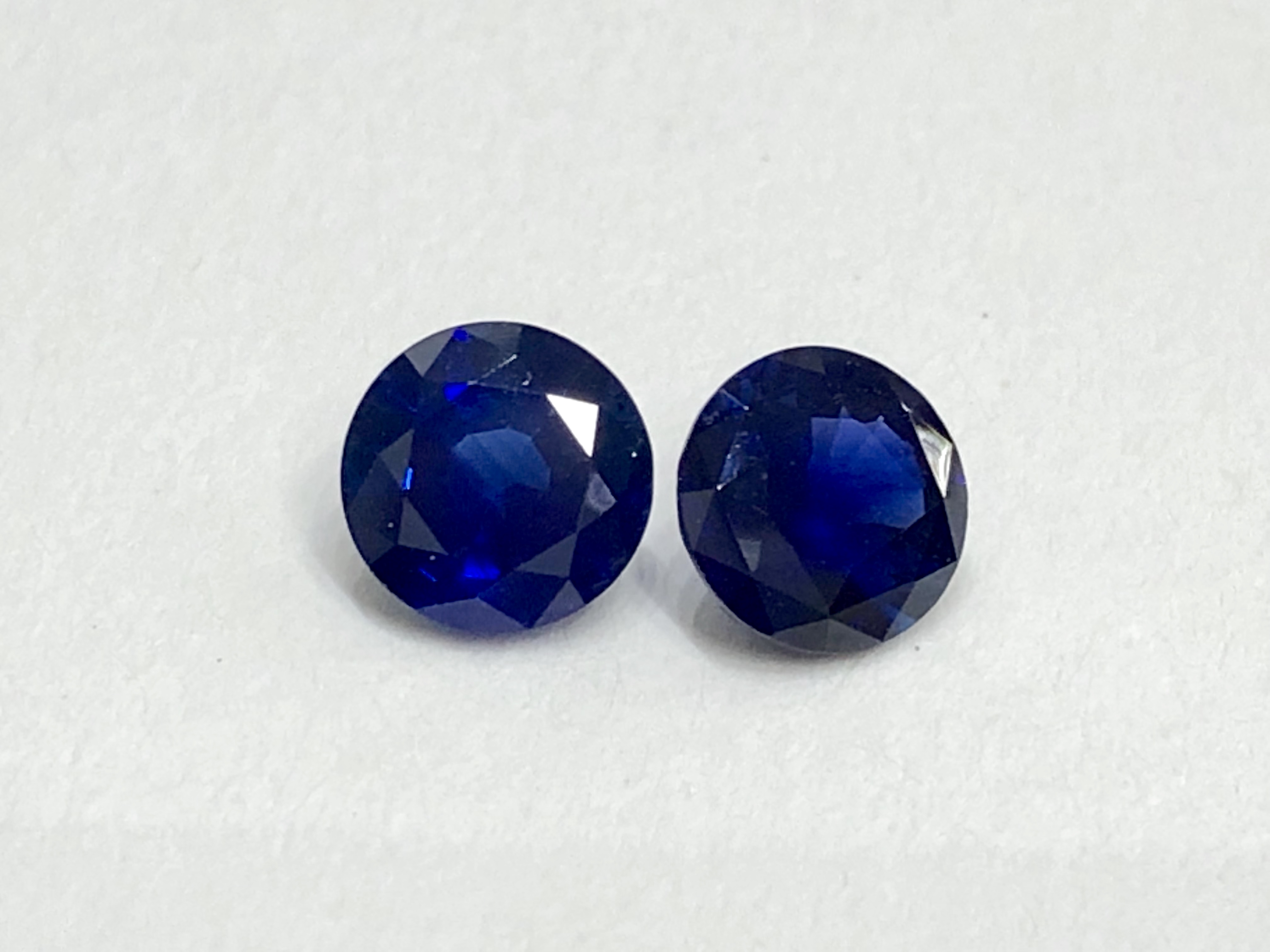 Certified Natural Blue Sapphires (Royal Blue) Round Pair Lihiniya Gems
