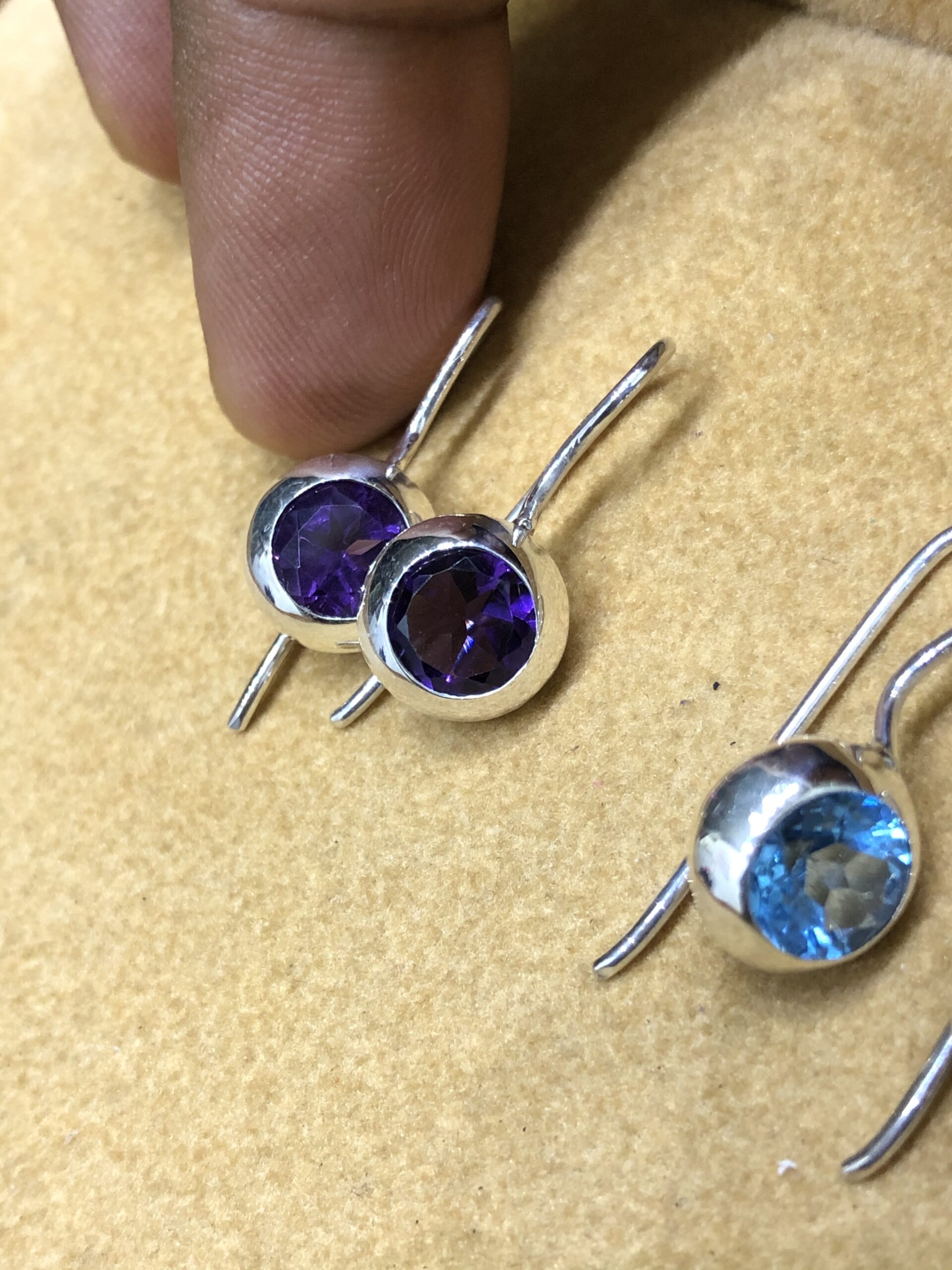 80AA7426-0C17-4EBF-A762-9ABD1014276C